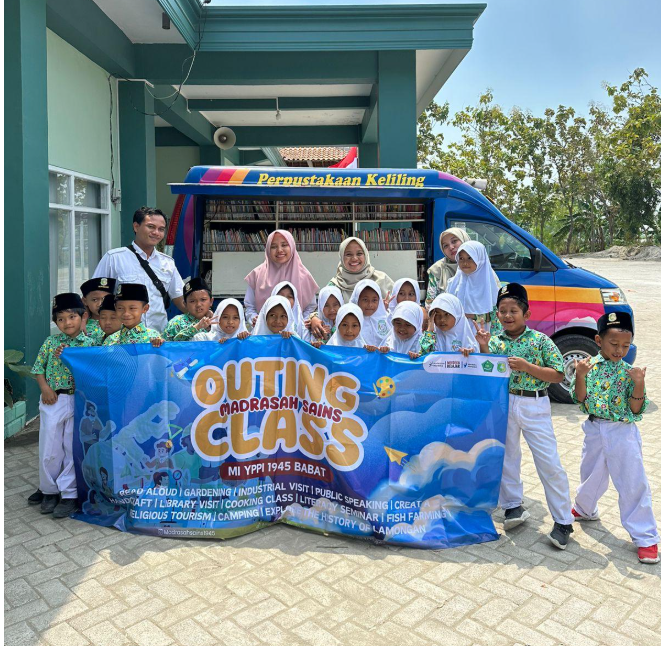 Literasi Seru Goes to School Perluas Akses Perpustakaan bagi Pelajar di Kabupaten Lamongan BERITA RISDA KABUPATEN LAMONGAN