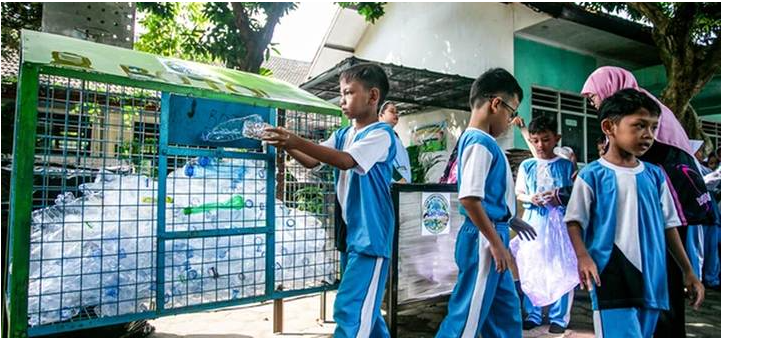 PETIK, Ajak Siswa SDN Baranggayam Peduli Sampah Plastik Sejak Dini